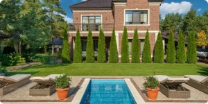 Location de vacances entre particuliers : villa avec piscine et terrasse dans un jardin méditerranéen